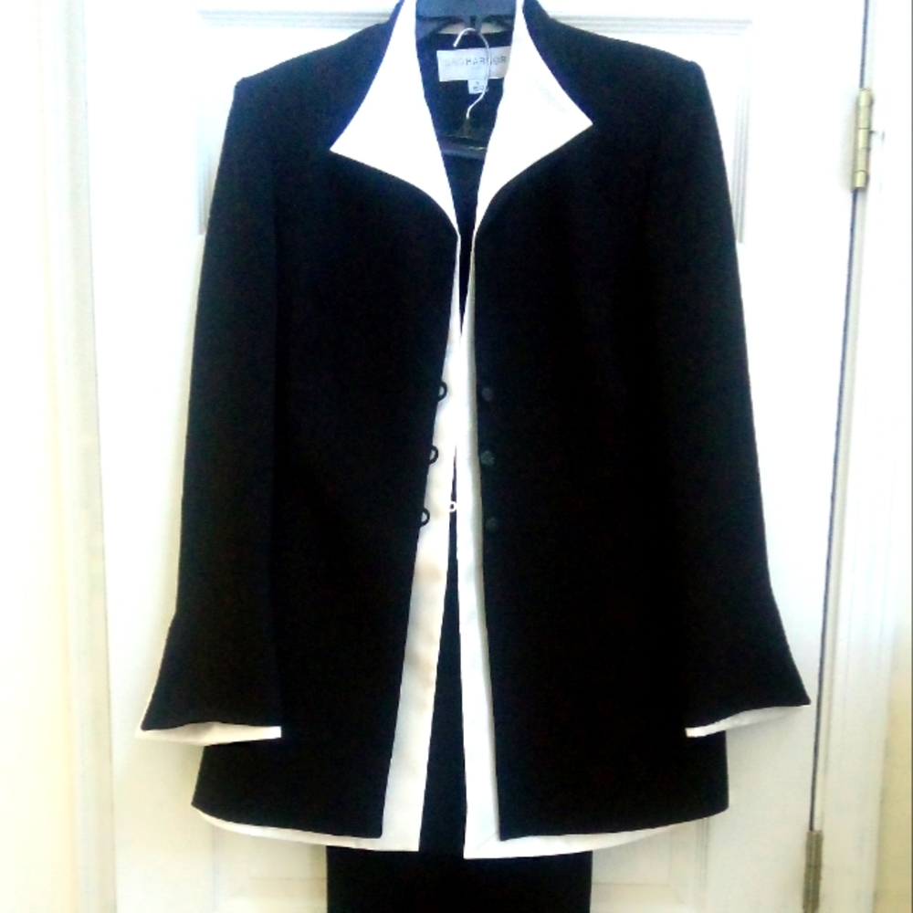 Misses Size 12 Tuxedo Pant Suit